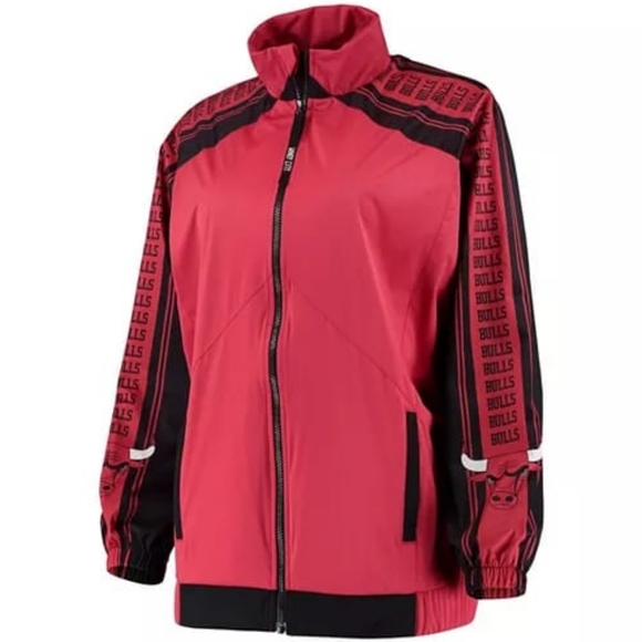 NWT Officially Licensed Chicago Bulls Throwback Team Jacket - Picture 1 of 9